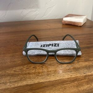 izipizi 1 readers
